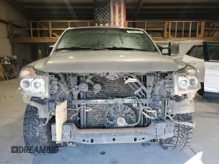 2007 Nissan Titan SE z VIN 1N6BA07B87N226908, wystawiony jako Copart lot #86951184 z przebiegiem 233 741 mil mil oraz Szkoda całkowita • Salvage title. Historia ofert i sprzedaży dostępna na DreamBid. Obrazek 5.