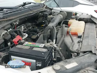 2018 Ford F-150 XL z VIN 1FTFW1E12JFD95796, wystawiony jako IAAI lot #41043683 z przebiegiem 59 324 mil mil oraz . Historia ofert i sprzedaży dostępna na DreamBid. Obrazek 18.