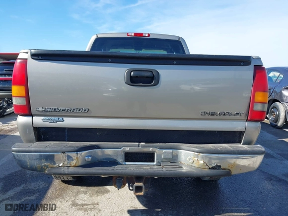 1999 Chevrolet Silverado 1500 LT with VIN 2GCEK19T5X1181582, listed as a IAAI auction lot 41478706 with 175,534 mi miles. Bid and sale history available at carsss.com. Image 17.