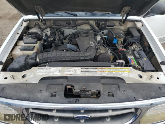 1999 Ford Explorer z VIN 1FMZU32X4XZB11031, wystawiony jako Copart lot #82640184 z przebiegiem 149 331 mil mil oraz Szkoda całkowita • Salvage title. Historia ofert i sprzedaży dostępna na DreamBid. Obrazek 12.