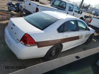 2014 Chevrolet Impala Limited Police Police with VIN 2G1WD5E31E1109604, listed as a Copart auction lot 82290674 with 59,883 mi miles and Clean Title. Bid and sale history available at carsss.com. Image 3.