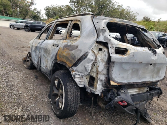 2014 Jeep Cherokee Trailhawk z VIN 1C4PJMBBXEW203063, wystawiony jako Copart lot #50887125 z przebiegiem Nie podano mil oraz Nie do naprawy • Non repairable. Historia ofert i sprzedaży dostępna na DreamBid. Obrazek 2.