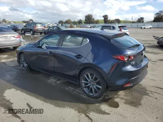 2019 Mazda Mazda3 Hatchback w/Preferred Pkg with VIN JM1BPBMM5K1134299, listed as a Copart auction lot 48898205 with 32,442 mi miles and Salvage Title. Bid and sale history available at carsss.com. Image 2.