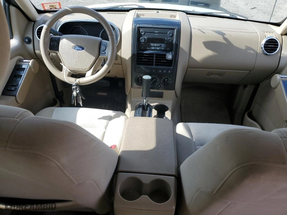 2010 Ford Explorer XLT with VIN 1FMEU7DE4AUA72446, listed as a Copart auction lot 53513185 with 220,873 mi miles and Clean Title. Bid and sale history available at carsss.com. Image 8.