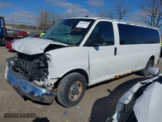 2012 Chevrolet Express Passenger 1LT with VIN 1GAZG1FG7C1157478, listed as a IAAI auction lot 41790091 with 169,173 mi miles. Bid and sale history available at carsss.com. Image 17.