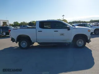 2019 Chevrolet Silverado 1500 Custom Trail Boss with VIN 1GCPYCEF3KZ428391, listed as a IAAI auction lot 41793628 with 230,170 mi miles. Bid and sale history available at carsss.com. Image 13.