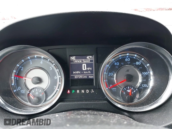 2015 Chrysler Town & Country S with VIN 2C4RC1HG7FR522449, listed as a IAAI auction lot 42021311 with 107,391 mi miles. Bid and sale history available at carsss.com. Image 7.