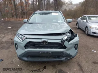2021 Toyota RAV4 XLE with VIN 2T3P1RFV8MW182888, listed as a IAAI auction lot 41922900 with 39,384 mi miles. Bid and sale history available at carsss.com. Image 12.