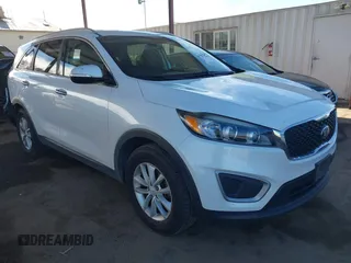 2017 Kia Sorento LX z VIN 5XYPG4A32HG287843, wystawiony jako IAAI lot #41511528 z przebiegiem 100 819 mil mil oraz . Historia ofert i sprzedaży dostępna na DreamBid. Obrazek 1.