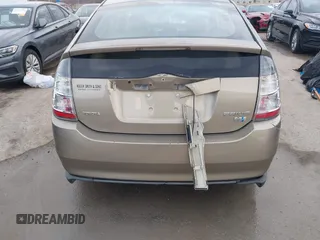 2004 Toyota Prius with VIN JTDKB22UX40033849, listed as a IAAI auction lot 41670061 with 299,999 mi miles and . Bid and sale history available at DreamBid. Image 6.