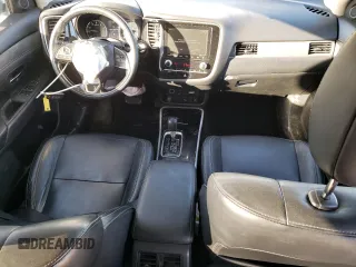 2020 Mitsubishi Outlander SE z VIN JA4AD3A38LZ021238, wystawiony jako Copart lot #48389905 z przebiegiem 162 038 mil mil oraz Szkoda całkowita • Salvage title. Historia ofert i sprzedaży dostępna na DreamBid. Obrazek 8.