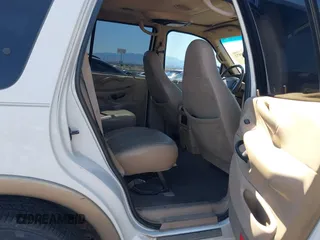 2002 Ford Expedition Eddie Bauer with VIN 1FMPU18L22LA27043, listed as a IAAI auction lot 42828972 with 220,319 mi miles and . Bid and sale history available at DreamBid. Image 8.