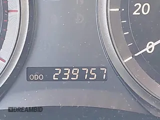 2007 Lexus ES 330 z VIN JTHBJ46G172131615, wystawiony jako IAAI lot #42429629 z przebiegiem 239 757 mil mil oraz . Historia ofert i sprzedaży dostępna na DreamBid. Obrazek 12.