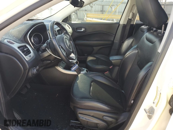2020 Jeep Compass Altitude with VIN 3C4NJCBB8LT169550, listed as a Copart auction lot 86330194 with 59,252 mi miles and Salvage Title. Bid and sale history available at carsss.com. Image 7.