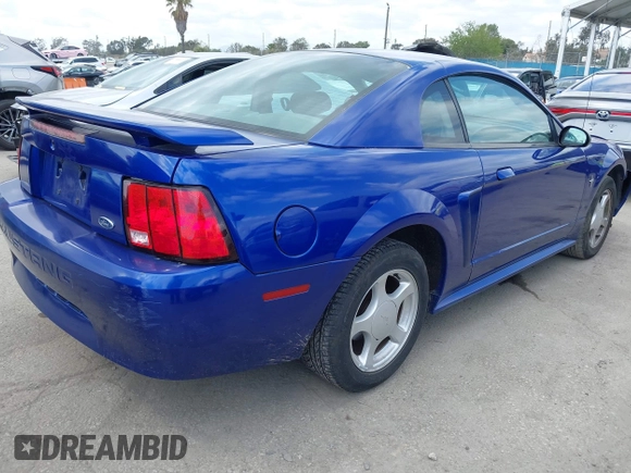 2003 Ford Mustang Standard with VIN 1FAFP40483F339824, listed as a IAAI auction lot 41824009 with 607,400 mi miles. Bid and sale history available at carsss.com. Image 4.
