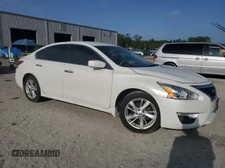 2015 Nissan Altima 2.5 with VIN 1N4AL3AP4FC183103, listed as a Copart auction lot 60518325 with 42,493 mi miles and Salvage title. Bid and sale history available at DreamBid. Image 4.
