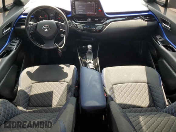 2022 Toyota C-HR XLE z VIN NMTKHMBX2NR140945, wystawiony jako Copart lot #58809375 z przebiegiem 56 161 mil mil oraz Nie do naprawy • Non repairable. Historia ofert i sprzedaży dostępna na DreamBid. Obrazek 8.