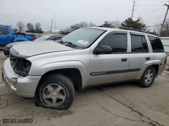 2004 Chevrolet TrailBlazer LT with VIN 1GNDS13S842323700, listed as a Copart auction lot 44176895 with 165,541 mi miles and Salvage Title. Bid and sale history available at carsss.com. Image 1.