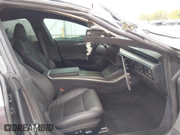 2021 Tesla Model S Plaid z VIN 5YJSA1E6XMF429436, wystawiony jako IAAI lot #41826114 z przebiegiem Nie podano mil oraz . Historia ofert i sprzedaży dostępna na DreamBid. Obrazek 5.