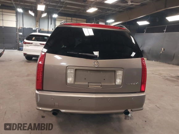 2007 Cadillac SRX with VIN 1GYEE637370137893, listed as a IAAI auction lot 41869395 with 215,460 mi miles. Bid and sale history available at carsss.com. Image 16.