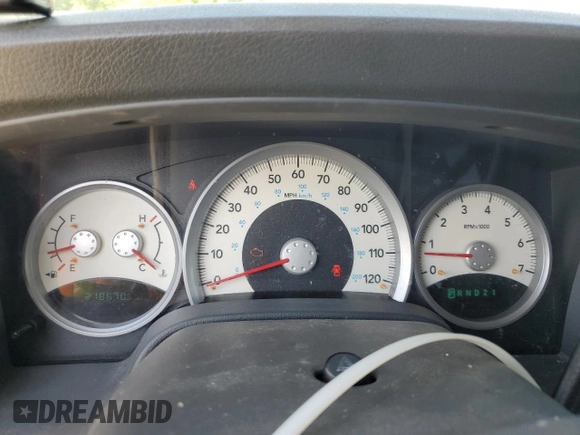 2004 Dodge Durango SLT with VIN 1D4HB48N44F101973, listed as a Copart auction lot 58158175 with 218,670 mi miles and Salvage title. Bid and sale history available at DreamBid. Image 9.