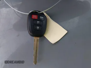 2016 Toyota Corolla L z VIN 5YFBURHEXGP568094, wystawiony jako IAAI lot #42309021 z przebiegiem 91 210 mil mil oraz . Historia ofert i sprzedaży dostępna na DreamBid. Obrazek 11.