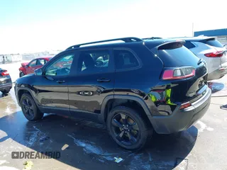 2019 Jeep Cherokee Latitude Plus with VIN 1C4PJMLB1KD465933, listed as a IAAI auction lot 42624557 with 68,045 mi miles and . Bid and sale history available at DreamBid. Image 15.