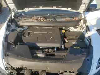 2015 Jeep Cherokee Trailhawk z VIN 1C4PJMBSXFW642149, wystawiony jako Copart lot #46656565 z przebiegiem 100 496 mil mil oraz Szkoda całkowita • Salvage title. Historia ofert i sprzedaży dostępna na DreamBid. Obrazek 11.