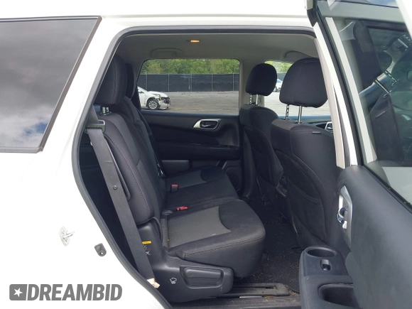 2017 Nissan Pathfinder S with VIN 5N1DR2MNXHC688880, listed as a IAAI auction lot 42362783 with 149,514 mi miles and . Bid and sale history available at DreamBid. Image 8.