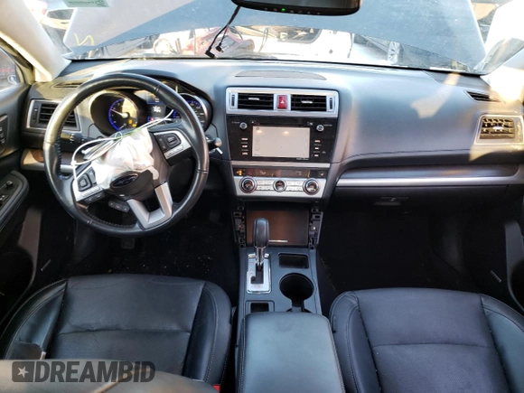 2016 Subaru Legacy 2.5i Limited with VIN 4S3BNBN64G3018366, listed as a Copart auction lot 39270423 with 101,347 mi miles. Bid and sale history available at carsss.com. Image 8.