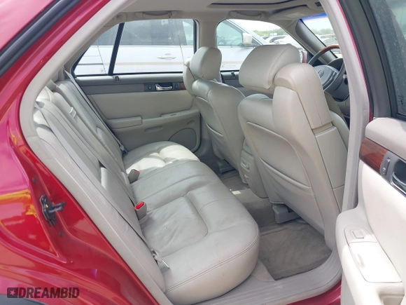 2004 Cadillac Seville Luxury SLS with VIN 1G6KS54Y84U124826, listed as a IAAI auction lot 41933620 with 158,535 mi miles. Bid and sale history available at carsss.com. Image 8.