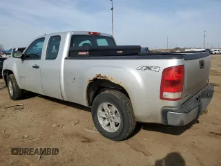 2010 GMC Sierra 1500 with VIN 1GTSKTE38AZ236366, listed as a Copart auction lot 49142155 with 199,147 mi miles and Salvage Title. Bid and sale history available at DreamBid. Image 2.
