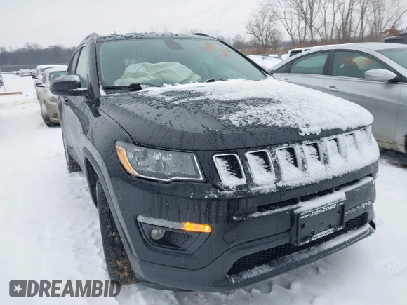 2018 Jeep Compass Altitude with VIN 3C4NJDBB6JT307069, listed as a IAAI auction lot 41351646 with 50,387 mi miles and . Bid and sale history available at carsss.com. Image 1.
