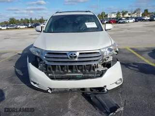 2012 Toyota Highlander Limited with VIN 5TDYK3EH3CS065911, listed as a IAAI auction lot 41031649 with 158,162 mi miles. Bid and sale history available at carsss.com. Image 6.
