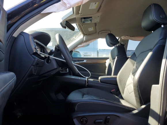 2024 Volkswagen Atlas SE with VIN 1V2LR2CA7RC508706, listed as a Copart auction lot 48055535 with 26,101 mi miles and Salvage title. Bid and sale history available at DreamBid. Image 7.