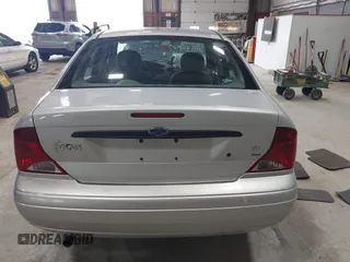 2004 Ford Focus SE with VIN 1FAFP34Z54W177376, listed as a IAAI auction lot 41934423 with 61,040 mi miles and . Bid and sale history available at carsss.com. Image 16.