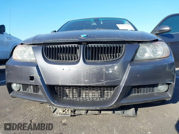 2007 BMW 3 Series 335i with VIN WBAVB73527VF50717, listed as a IAAI auction lot 41444849 with 1 mi miles. Bid and sale history available at carsss.com. Image 6.