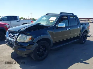 2007 Ford Explorer Sport Trac XLT z VIN 1FMEU31KX7UB62700, wystawiony jako IAAI lot #42344143 z przebiegiem 169 588 mil mil oraz . Historia ofert i sprzedaży dostępna na DreamBid. Obrazek 2.