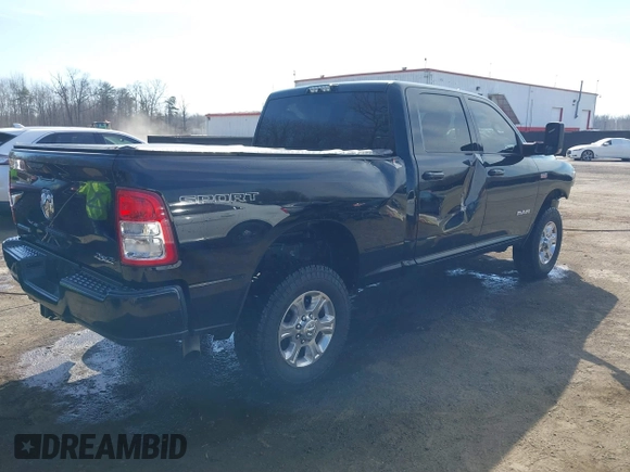 2019 Ram 2500 Big Horn with VIN 3C6UR5DJ7KG698782, listed as a IAAI auction lot 41661621 with 58,064 mi miles. Bid and sale history available at carsss.com. Image 4.