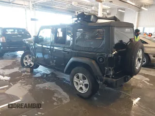 2021 Jeep Wrangler Unlimited Sport S z VIN 1C4HJXDG5MW744101, wystawiony jako IAAI lot #41258885 z przebiegiem Nie podano mil oraz . Historia ofert i sprzedaży dostępna na DreamBid. Obrazek 3.