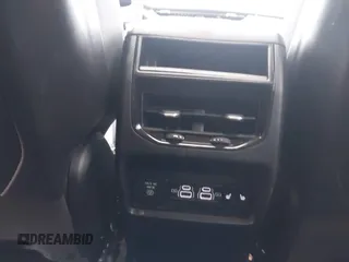 2023 Jeep Grand Cherokee Limited с VIN 1C4RJHBG3P8844297, выставлен на аукционе IAAI как лот 41854660 с пробегом 35 721 миль миль и . История ставок и продаж доступна на DreamBid. Изображение 19.
