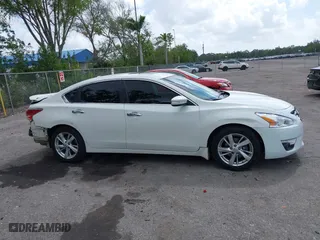 2013 Nissan Altima 2.5 SL with VIN 1N4AL3APXDN421828, listed as a IAAI auction lot 41958638 with 132,717 mi miles. Bid and sale history available at carsss.com. Image 14.