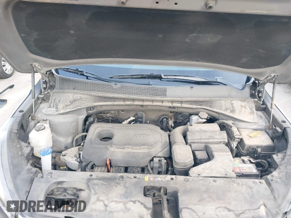 2018 Kia Sorento LX with VIN 5XYPGDA31JG426849, listed as a IAAI auction lot 41019262 with 102,366 mi miles. Bid and sale history available at carsss.com. Image 10.