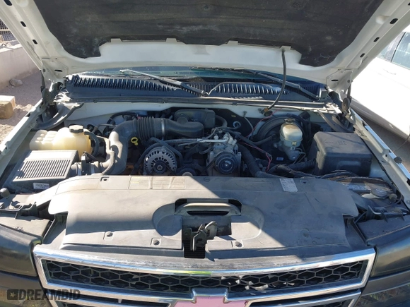 2006 Chevrolet Silverado 1500 Work Truck with VIN 3GCEC14X06G247064, listed as a IAAI auction lot 41655529 with 206,434 mi miles. Bid and sale history available at carsss.com. Image 10.