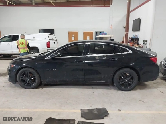 2018 Chevrolet Malibu LT with VIN 1G1ZD5ST3JF100598, listed as a IAAI auction lot 41558853 with 79,975 mi miles. Bid and sale history available at carsss.com. Image 14.