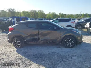 2021 Toyota C-HR LE with VIN NMTKHMBX0MR138934, listed as a IAAI auction lot 42005451 with 31,148 mi miles. Bid and sale history available at carsss.com. Image 13.