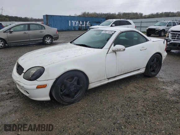 2001 Mercedes-Benz SLK-Class Kompressor with VIN WDBKK49F71F215406, listed as a Copart auction lot 49021325 with 101,479 mi miles and Salvage Title. Bid and sale history available at carsss.com. Image 1.