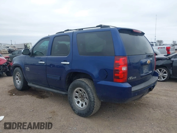 2012 Chevrolet Tahoe LS with VIN 1GNSCAE07CR271482, listed as a IAAI auction lot 41582756 with 134,299 mi miles and . Bid and sale history available at DreamBid. Image 14.
