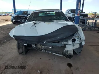 2001 Ford Mustang Deluxe z VIN 1FAFP44401F174830, wystawiony jako Copart lot #59810595 z przebiegiem Nie podano mil oraz Szkoda całkowita • Salvage title. Historia ofert i sprzedaży dostępna na DreamBid. Obrazek 5.