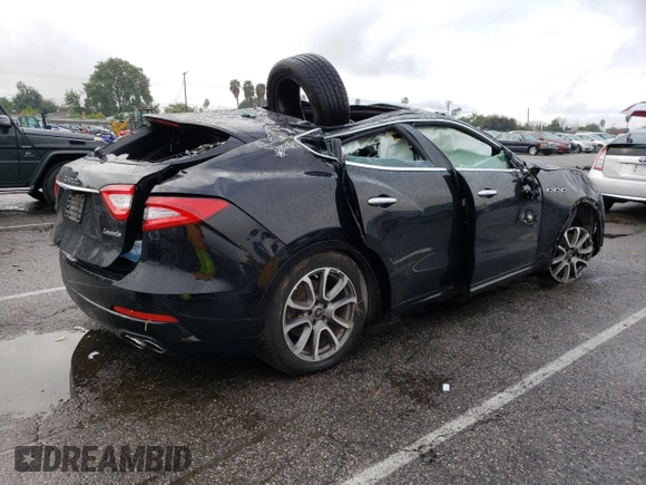 2020 Maserati Levante S z VIN ZN661YUA6LX344595, wystawiony jako Copart lot #82398973 z przebiegiem 71 764 mil mil oraz . Historia ofert i sprzedaży dostępna na DreamBid. Obrazek 3.